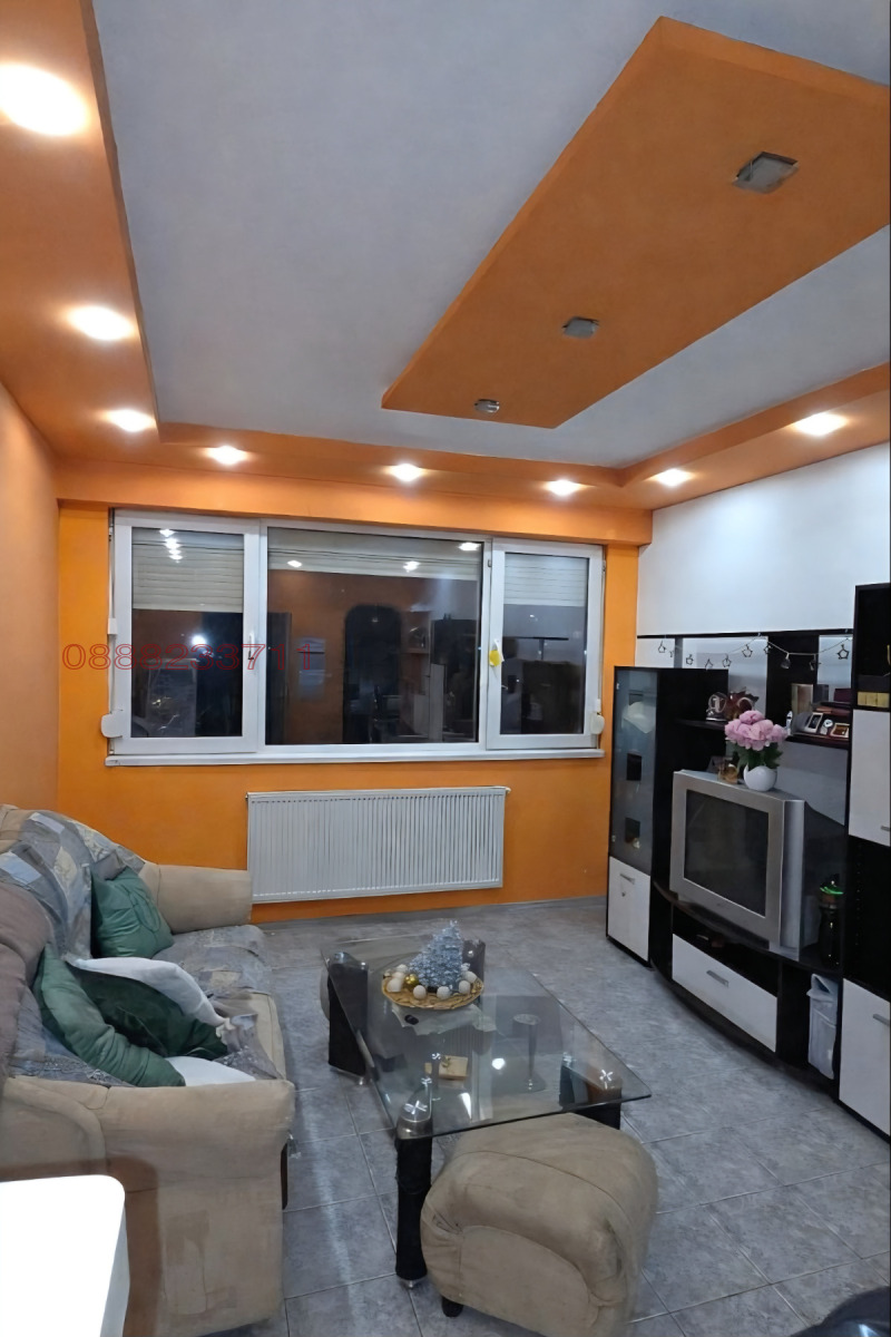 Продава 3-СТАЕН, гр. София, Дружба 1