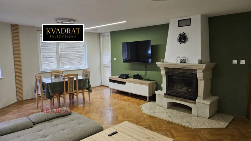 Продава 4-СТАЕН, гр. Варна, Колхозен пазар