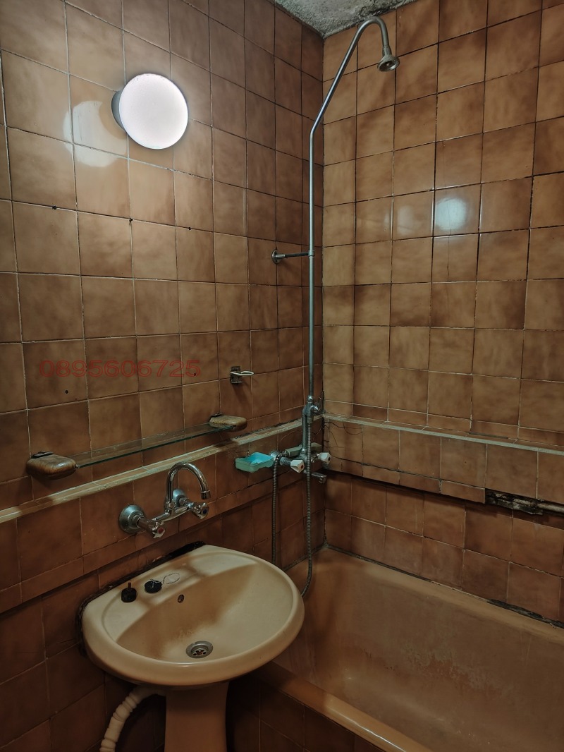 Продава 2-СТАЕН, гр. Перник, Изток, снимка 15 - Апартаменти - 52782521