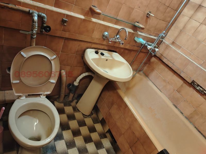 Продава 2-СТАЕН, гр. Перник, Изток, снимка 14 - Апартаменти - 52782521