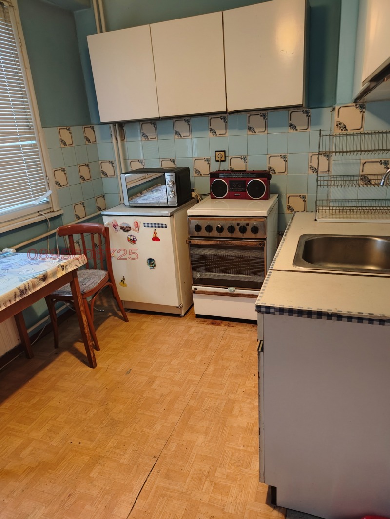 Продава 2-СТАЕН, гр. Перник, Изток, снимка 17 - Апартаменти - 52782521