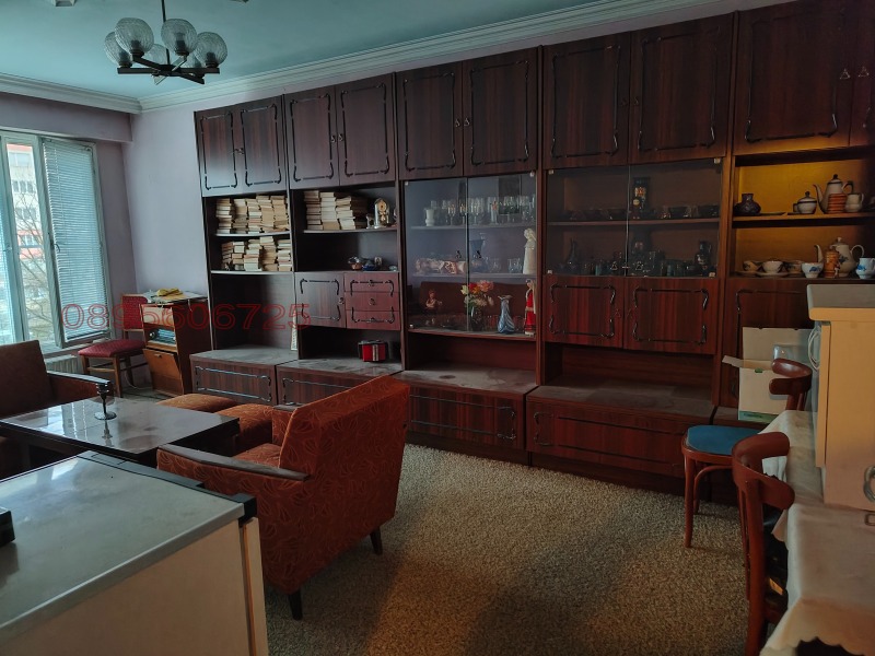 Продава 2-СТАЕН, гр. Перник, Изток, снимка 11 - Апартаменти - 52782521