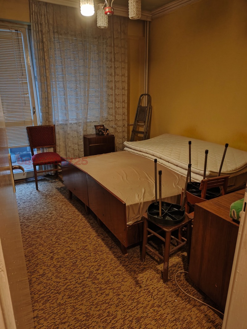 Продава 2-СТАЕН, гр. Перник, Изток, снимка 3 - Апартаменти - 52782521