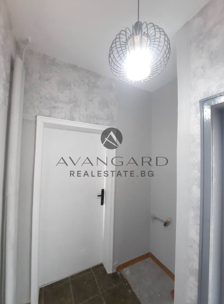 Eladó  1 hálószoba Plovdiv , Karsijaka , 47 négyzetméter | 63595743 - kép [12]