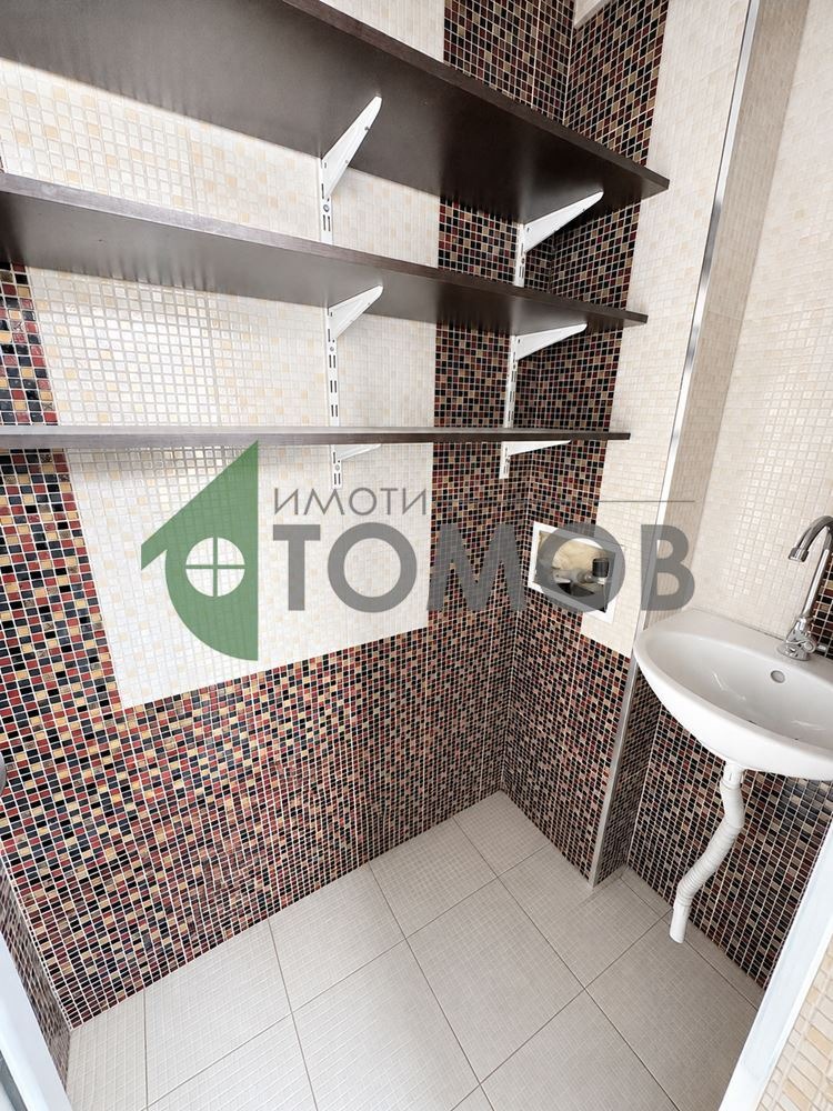 Продава ОФИС, гр. Шумен, Център, снимка 4 - Офиси - 54791419