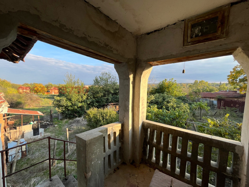 Продава КЪЩА, с. Владиня, област Ловеч, снимка 3 - Къщи - 52779962