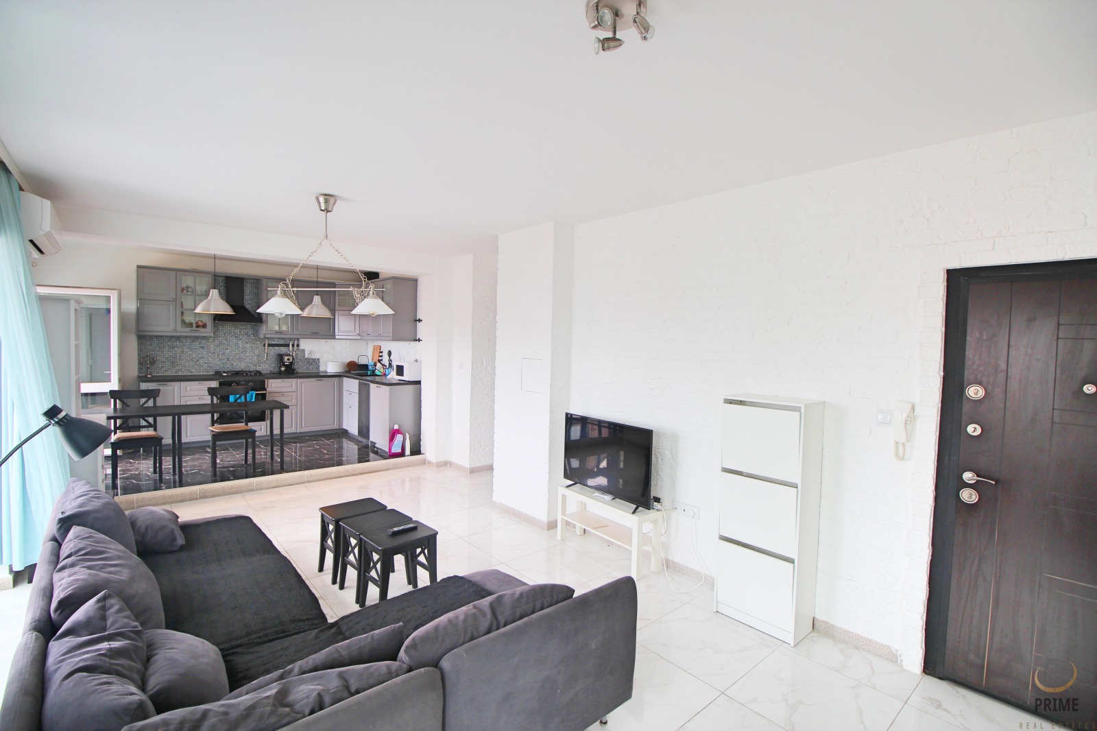 Продава 3-СТАЕН, гр. Бургас, Център