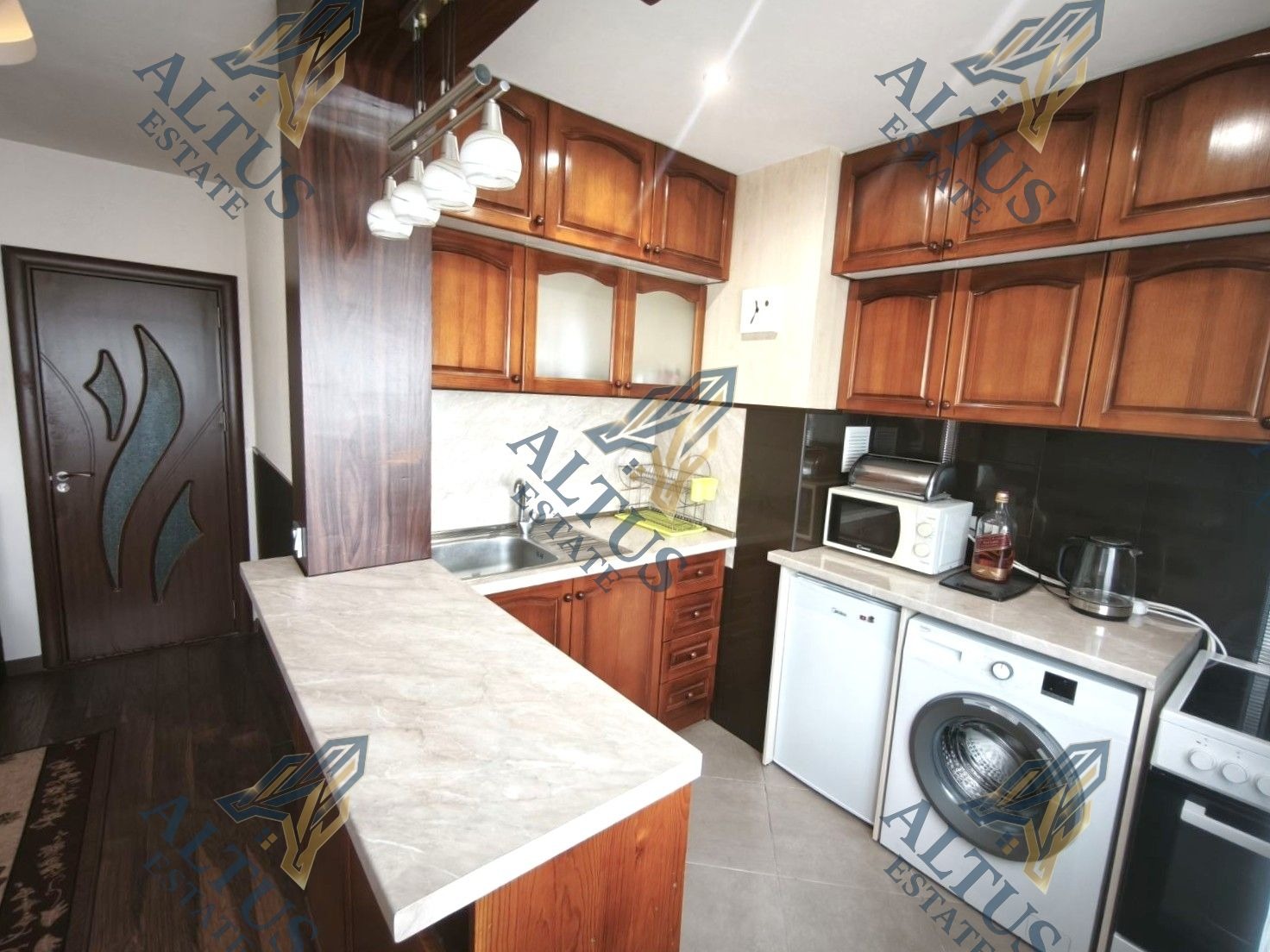 Продава 3-СТАЕН, гр. София, Лагера, снимка 6 - Апартаменти - 54540784