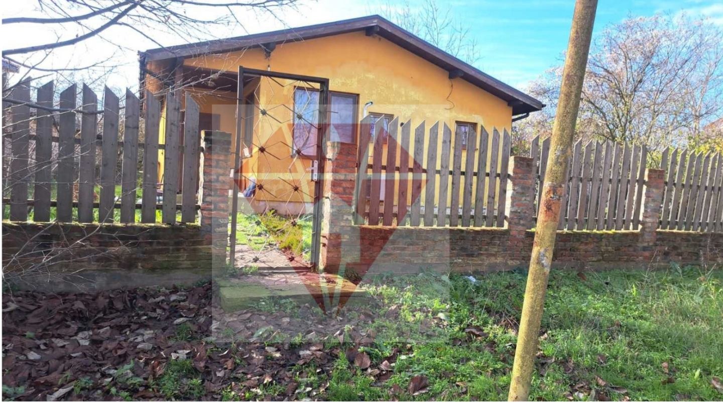 Продава КЪЩА, с. Куманово, област Варна