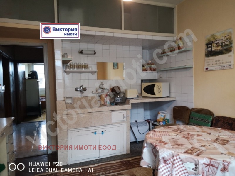 Продава  3-стаен град Велико Търново , Център , 105 кв.м | 55775607 - изображение [10]