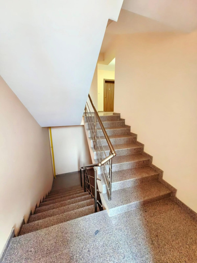 Продава 3-СТАЕН, гр. Перник, Изток, снимка 7 - Апартаменти - 53204305