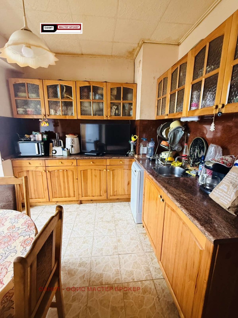 Продава 3-СТАЕН, гр. София, Слатина