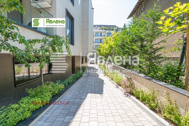 Продава 3-СТАЕН, гр. София, Изток, снимка 2 - Апартаменти - 55696150