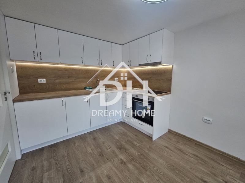 En venta  Piso de la casa Plovdiv , Jristo Smirnenski , 98 metros cuadrados | 59817551