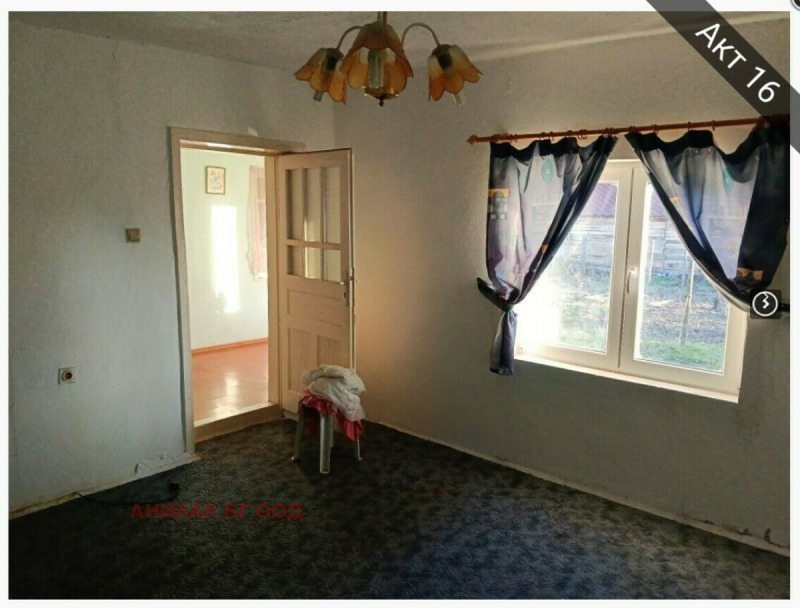 Продава КЪЩА, с. Стефан Караджа, област Добрич, снимка 3 - Къщи - 52770658