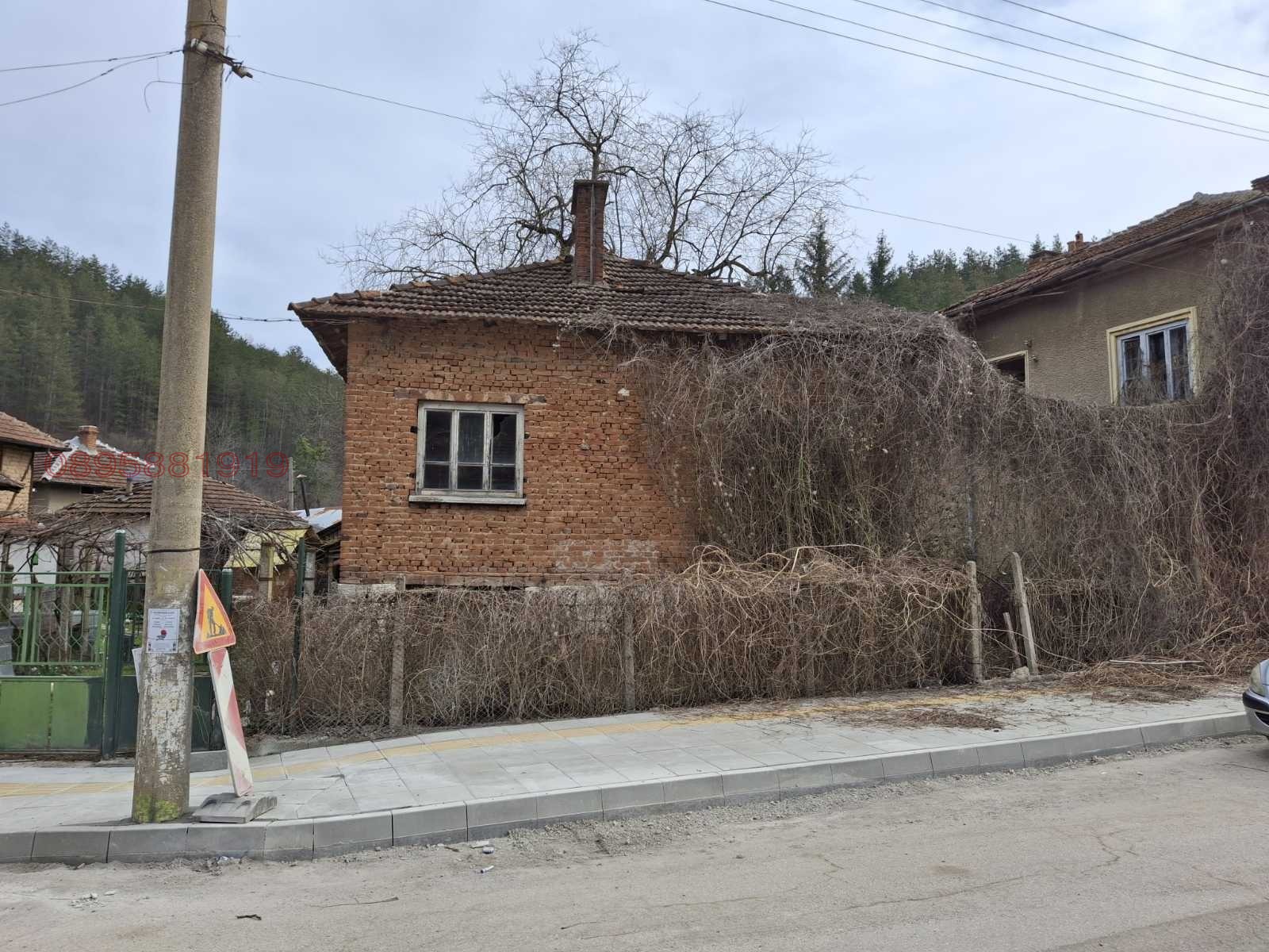 Продава КЪЩА, с. Стакевци, област Видин, снимка 2 - Къщи - 55833466