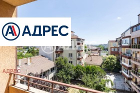 1 chambre Tsveten kvartal, Varna