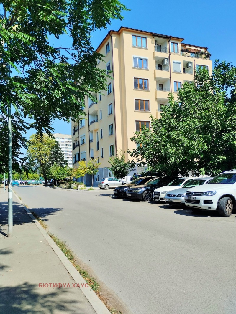 Продава  3-стаен, град София, Дървеница •  342 210 EUR • ID 42948750 — holmes.bg - [1] 