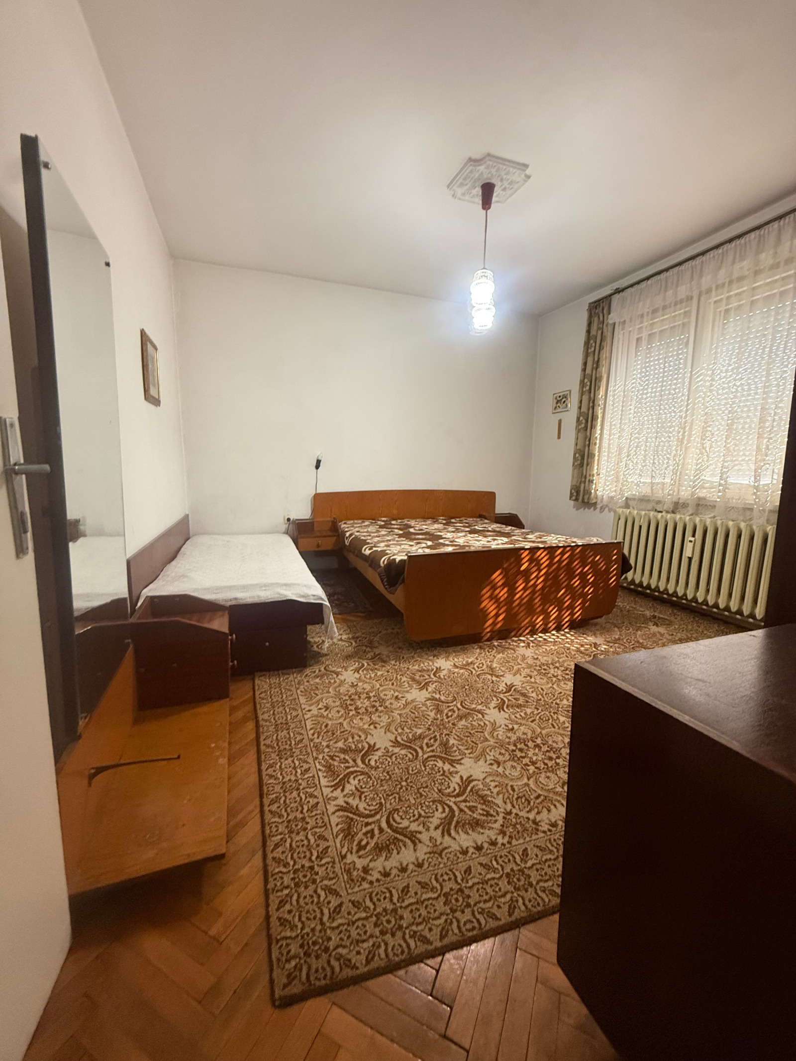 Продава ЕТАЖ ОТ КЪЩА, гр. Плевен, Широк център, снимка 9 - Етаж от къща - 56269768