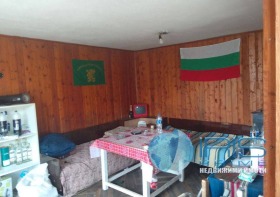 Βίλα Λοζεβο, περιοχή Σούμεν 4