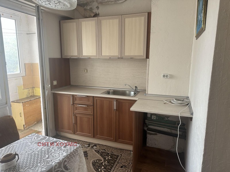 Продава  3-стаен град Кърджали , Възрожденци , 72 кв.м | 82399072