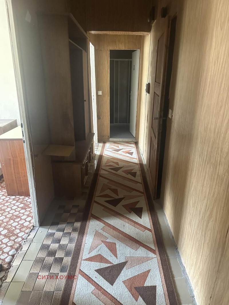 Продава  3-стаен град Кърджали , Възрожденци , 72 кв.м | 82399072 - изображение [3]