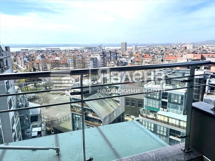 Продава МНОГОСТАЕН, гр. Бургас, Лазур, снимка 17 - Апартаменти - 54231412