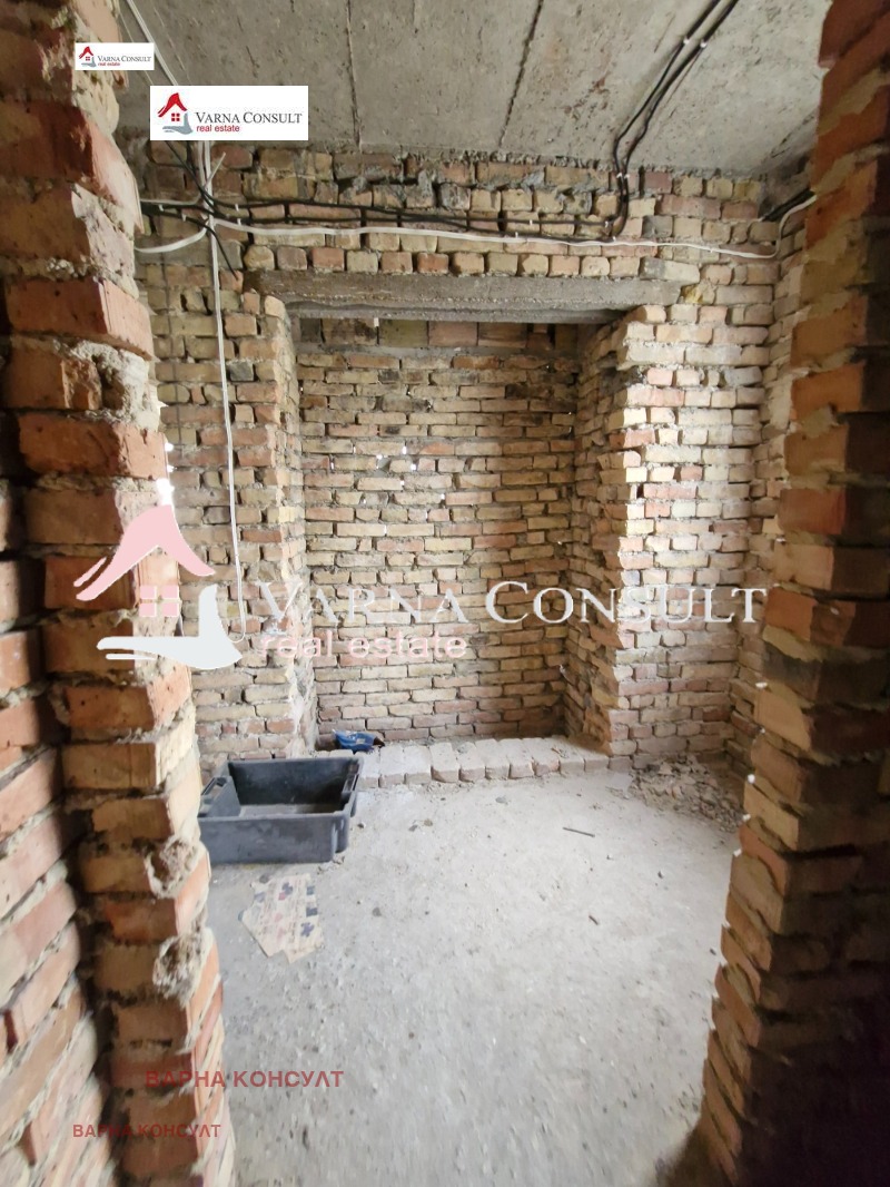 Продава КЪЩА, гр. Аксаково, област Варна, снимка 6 - Къщи - 52233728