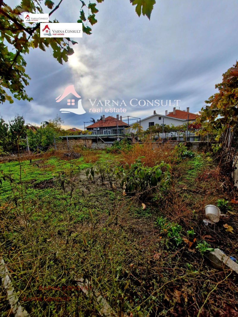 Продава КЪЩА, гр. Аксаково, област Варна, снимка 2 - Къщи - 52233728