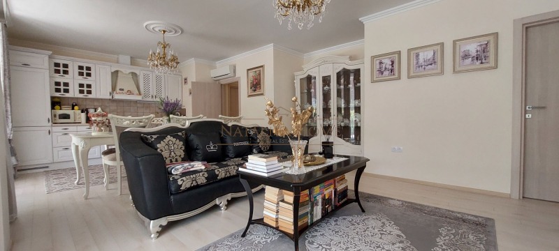 Продава КЪЩА, гр. Бургас, Сарафово, снимка 3 - Къщи - 52332614