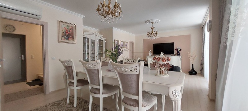 Продава КЪЩА, гр. Бургас, Сарафово, снимка 2 - Къщи - 52332614