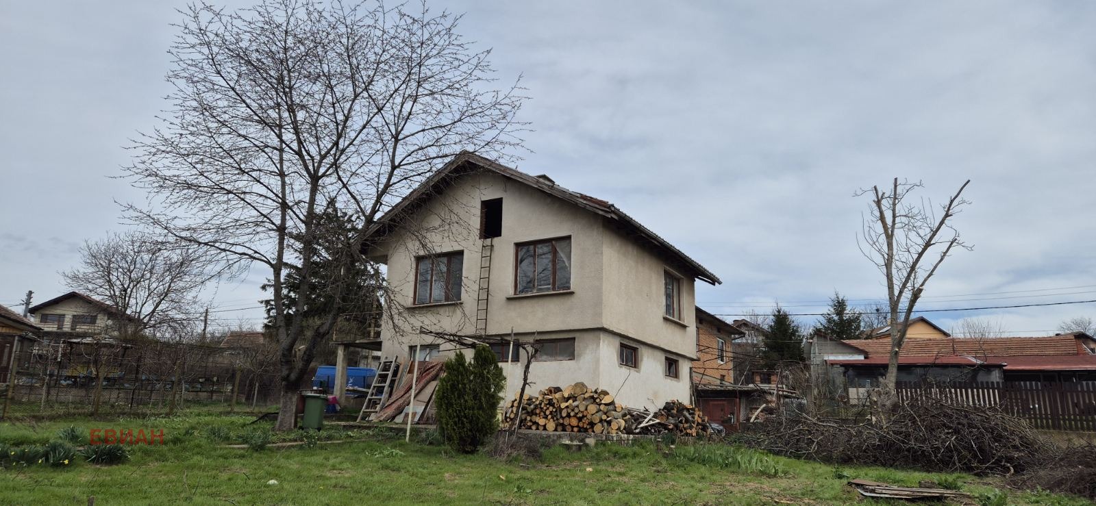 Продава КЪЩА, с. Червена вода, област Русе