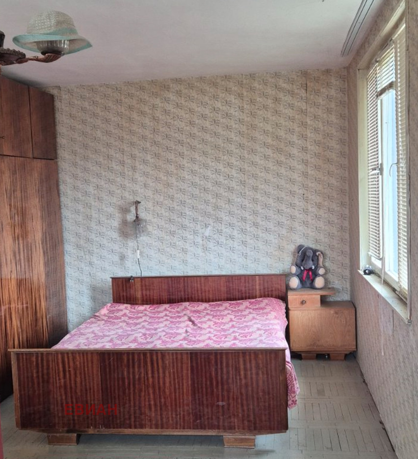 Продава КЪЩА, с. Червена вода, област Русе, снимка 16 - Къщи - 51249081