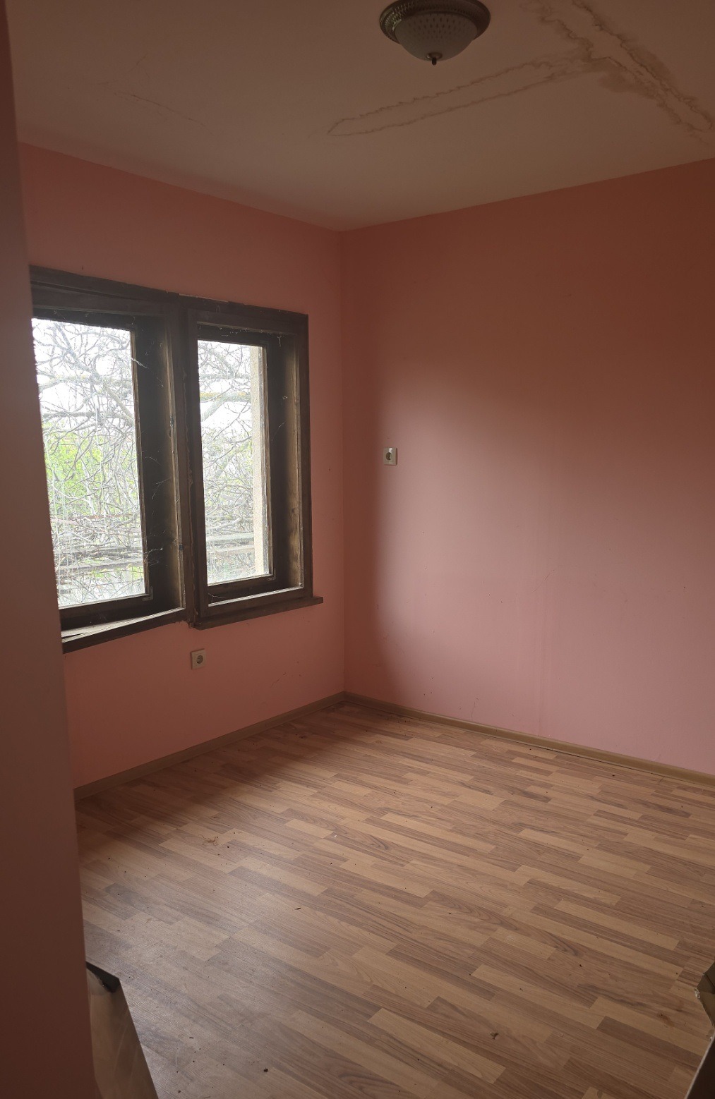 Продава КЪЩА, с. Правище, област Пловдив, снимка 3 - Къщи - 54202631