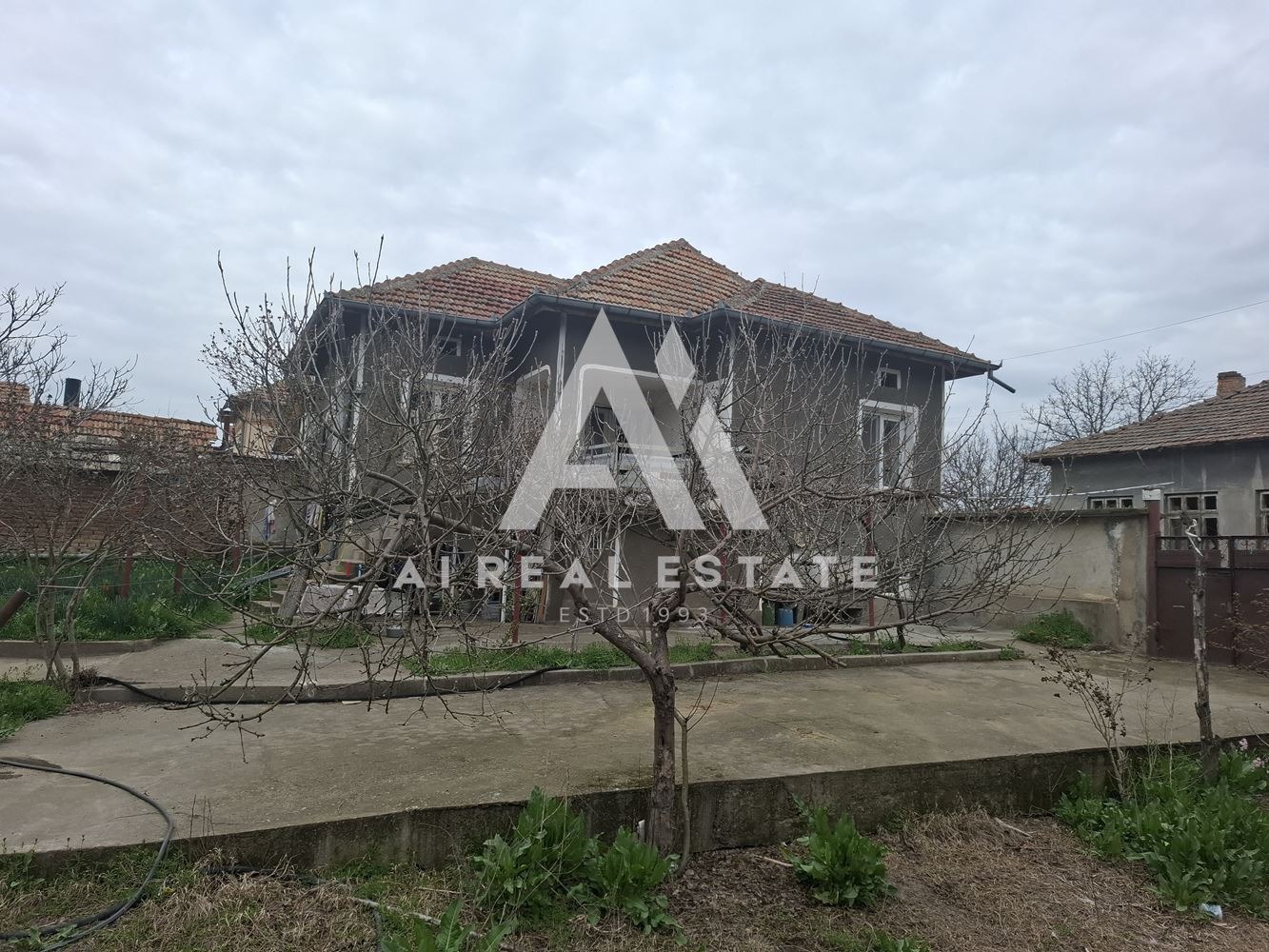 Продава КЪЩА, с. Градина, област Плевен, снимка 2 - Къщи - 54277273