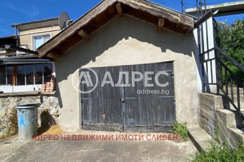 Продава КЪЩА, с. Червенаково, област Сливен, снимка 8 - Къщи - 55274647