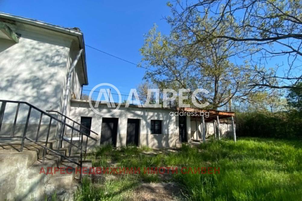 Продава КЪЩА, с. Червенаково, област Сливен, снимка 9 - Къщи - 55274647