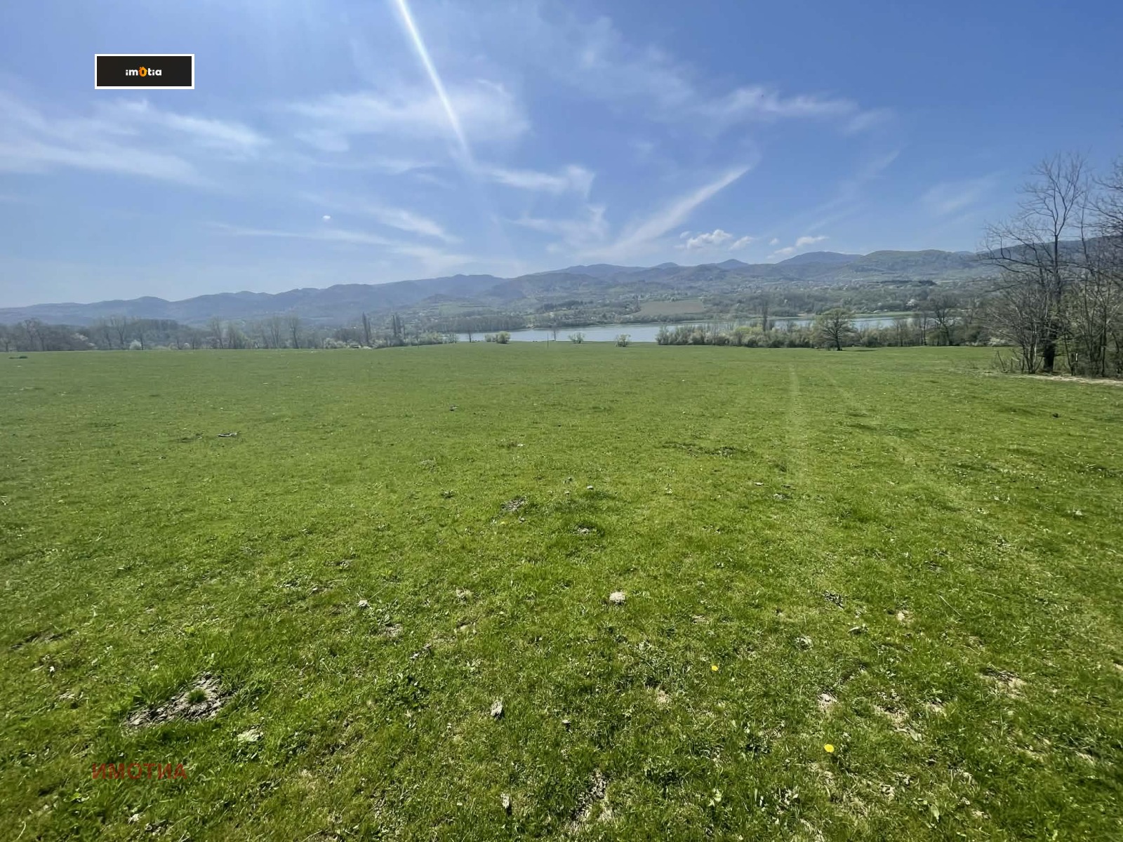 Продава ПАРЦЕЛ, с. Голяма Желязна, област Ловеч