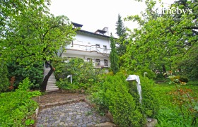Hus Dragalevtsi, Sofia