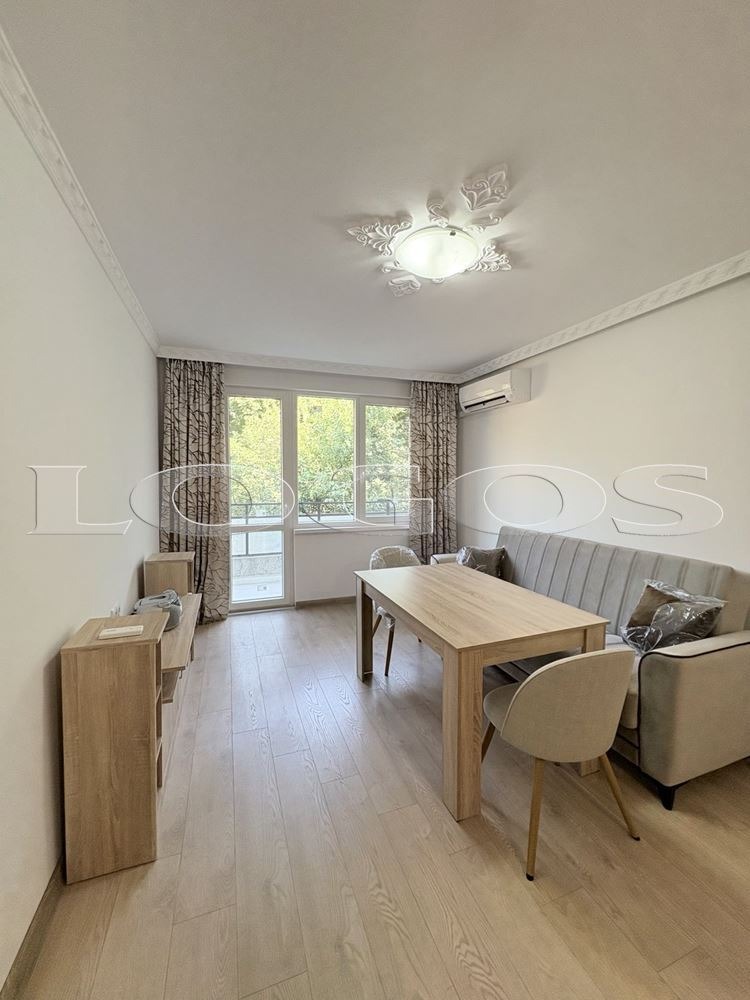 Продава 3-СТАЕН, гр. Варна, Зимно кино Тракия