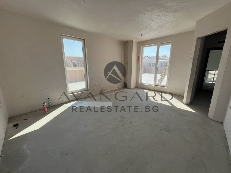 Продава 2-СТАЕН в град Пловдив, Остромила - 220 кв.м / 214 199 € » 418 936.83 лв., АВАНГАРД РИЪЛ ЕСТЕЙТ