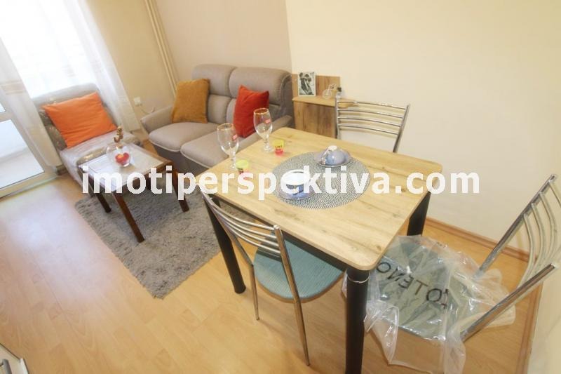 Продава 2-СТАЕН, гр. Пловдив, Център, снимка 2 - Апартаменти - 51373202