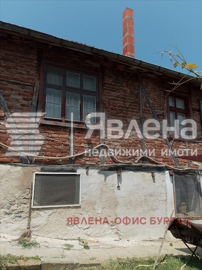 Продава КЪЩА, с. Изгрев, област Бургас, снимка 2 - Къщи - 52879222