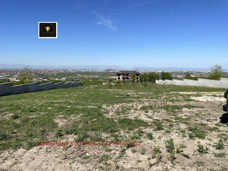 Na prodej  Spiknutí oblast Plovdiv , Markovo , 2525 m2 | 27257840