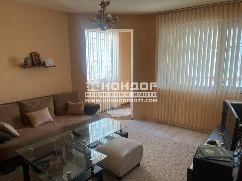Продава 3-СТАЕН в град Пловдив, Център - 102 кв.м / 255 000 € » 498 736.65 лв., КОНДОР - НЕДВИЖИМИ ИМОТИ