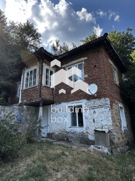 House Tran, region Pernik 3