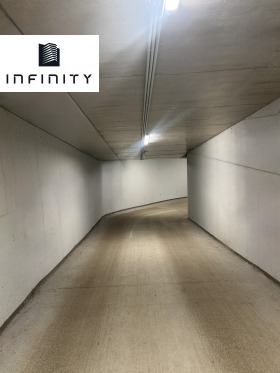 ГАРАЖ, ПАРКОМЯСТО, 29 m2