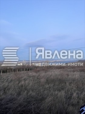 Plot Beloslav, region Varna 6