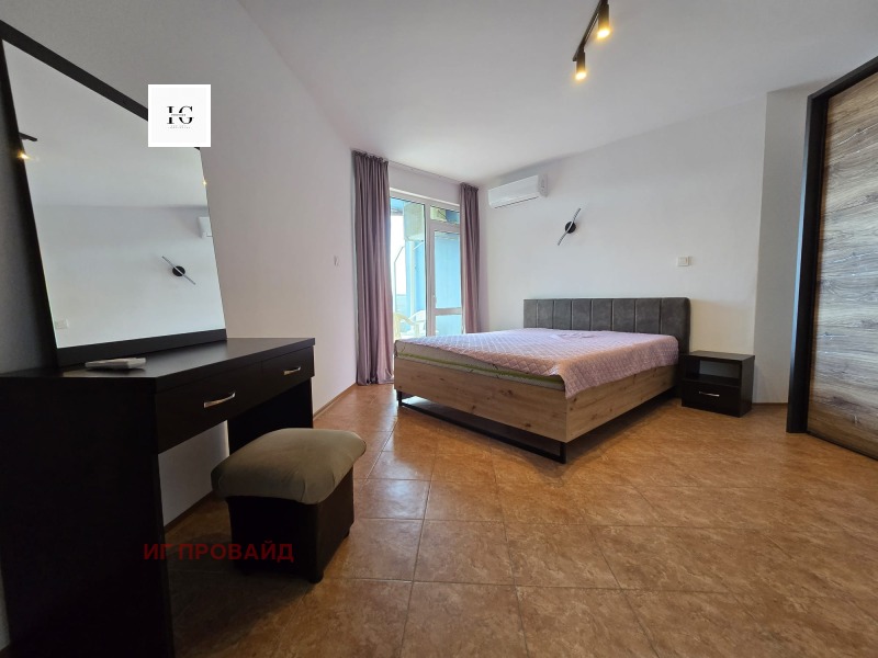 En venta  1 dormitorio región Burgas , k.k. Slanchev bryag , 71 metros cuadrados | 56009841 - imagen [4]