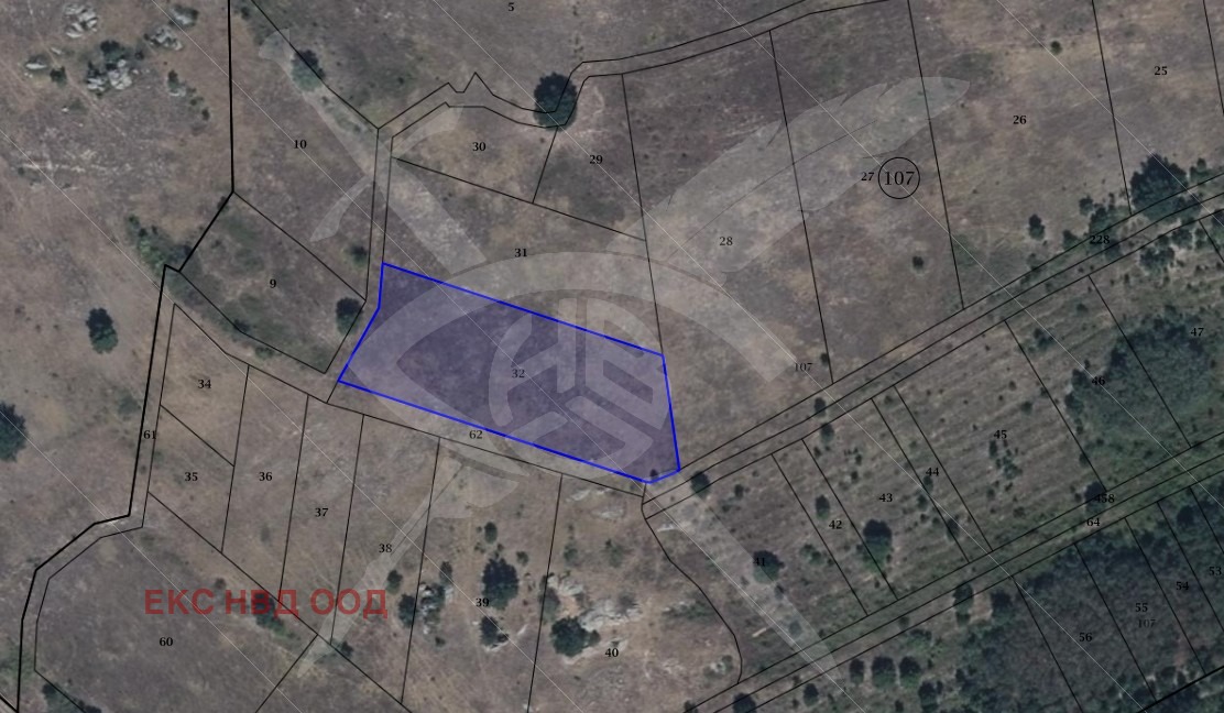 Продава ЗЕМЕДЕЛСКА ЗЕМЯ, гр. Хисаря, област Пловдив, снимка 2 - Земеделска земя - 53789461